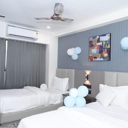 Hotel Dream Ahmedabad Exteriör bild