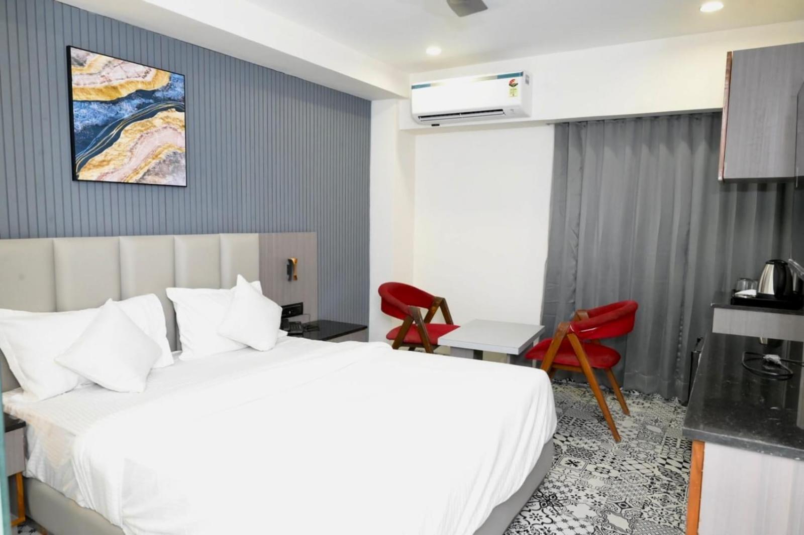 Hotel Dream Ahmedabad Exteriör bild